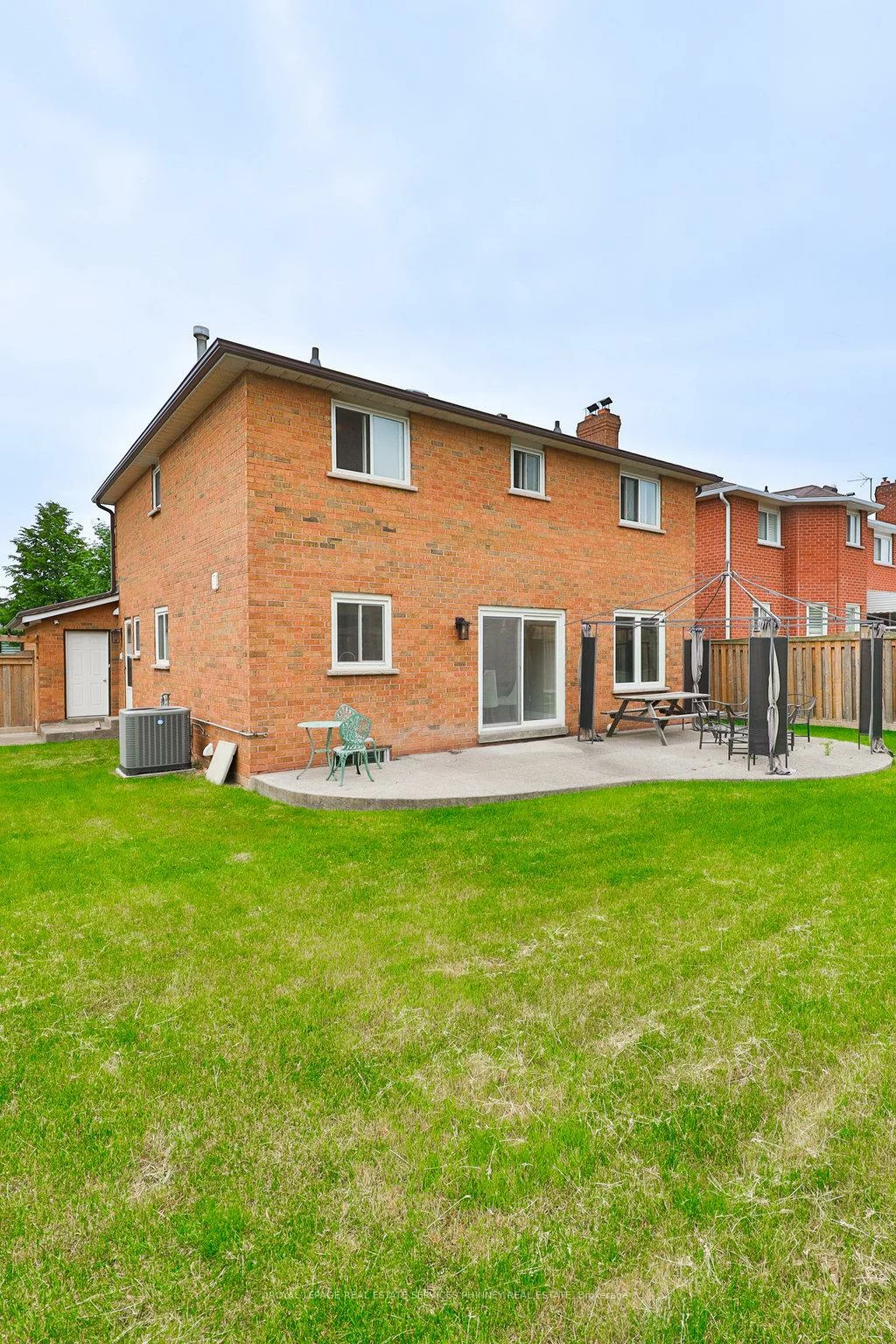 296, Evergreen, 1018 - WC Wedgewood Creek, Oakville