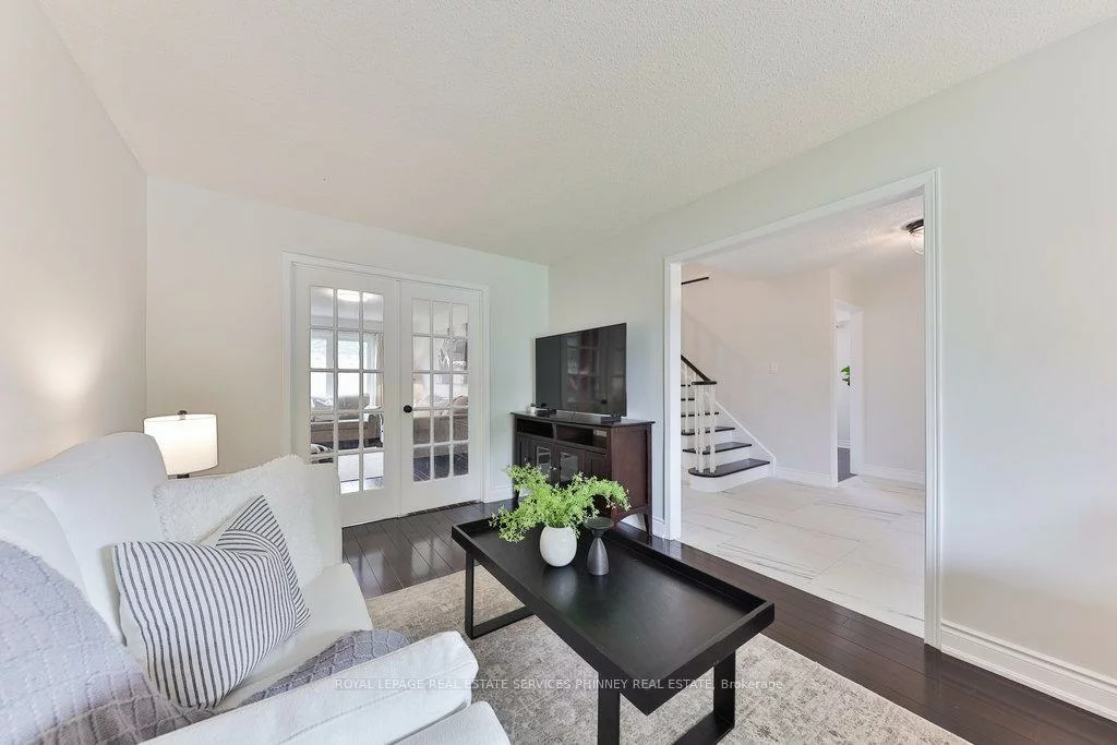 296, Evergreen, 1018 - WC Wedgewood Creek, Oakville