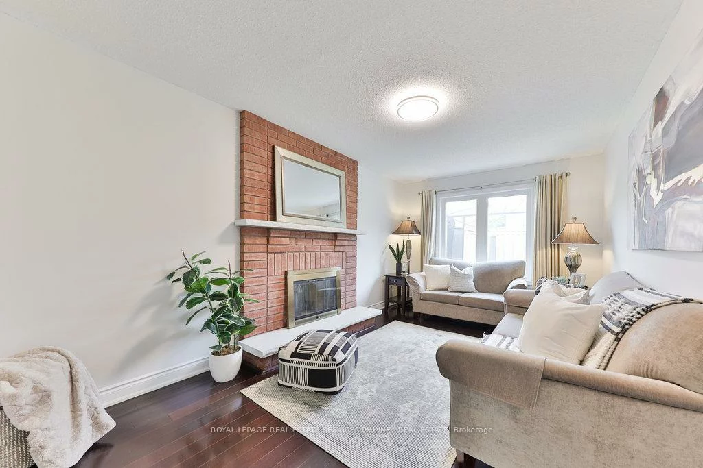 296, Evergreen, 1018 - WC Wedgewood Creek, Oakville