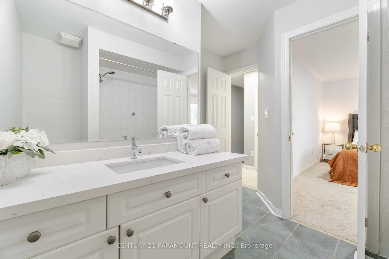 2159, Baronwood, 1019 - WM Westmount, Oakville
