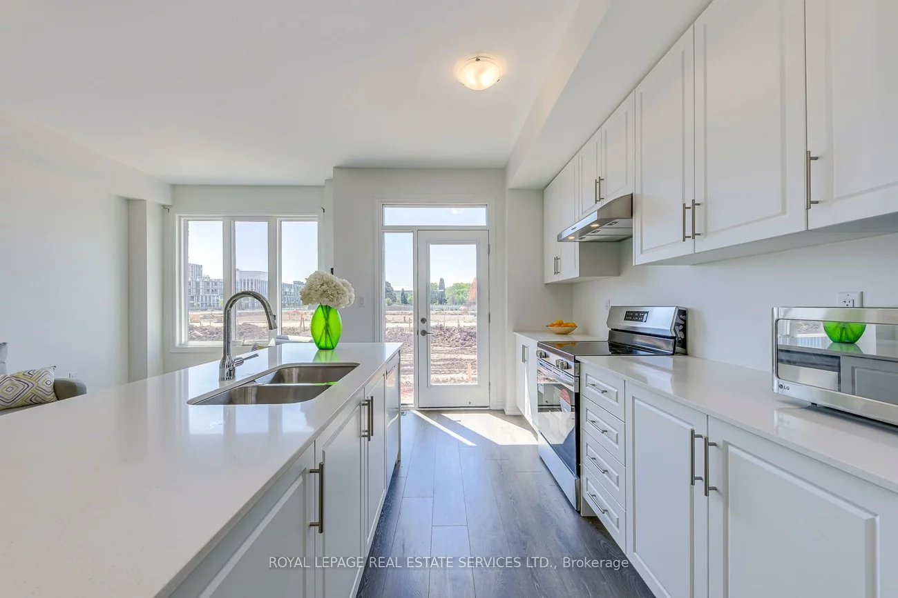 3042 Robert Lamb Blv, Robert Lamb, 1010 - JM Joshua Meadows, Oakville