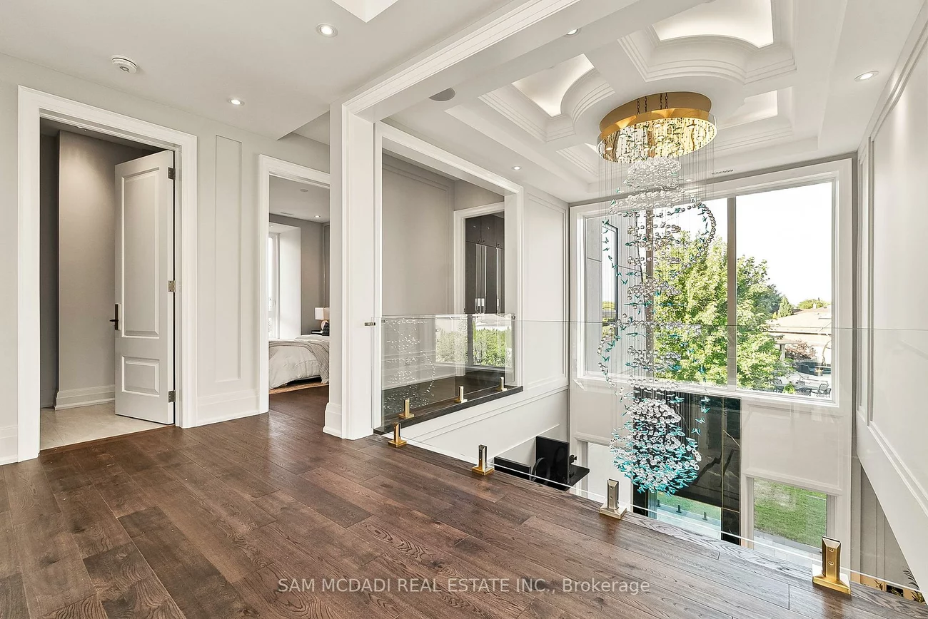 321, Morden, 1020 - WO West, Oakville