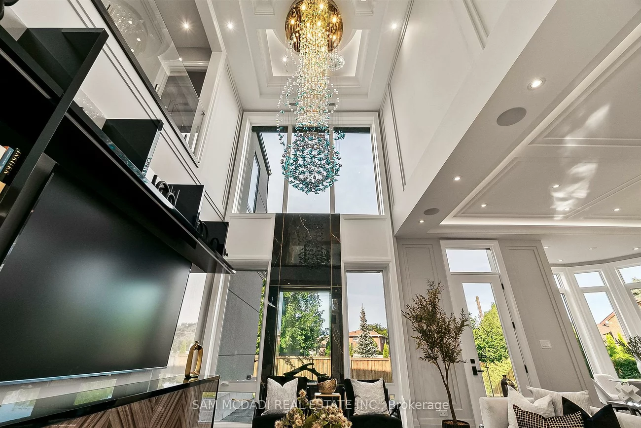 321, Morden, 1020 - WO West, Oakville