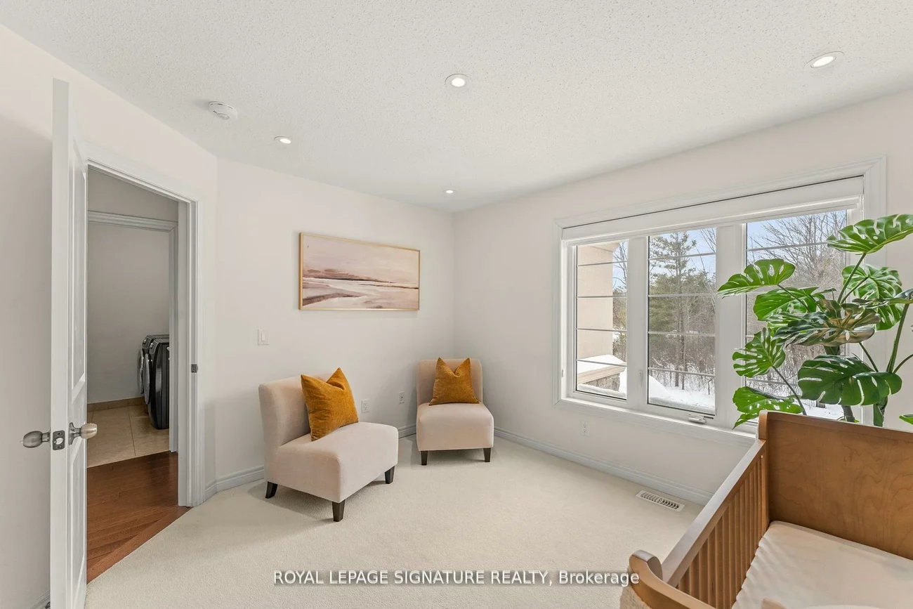 3453, Fourth, 1016 - SH Sixteen Hollow, Oakville