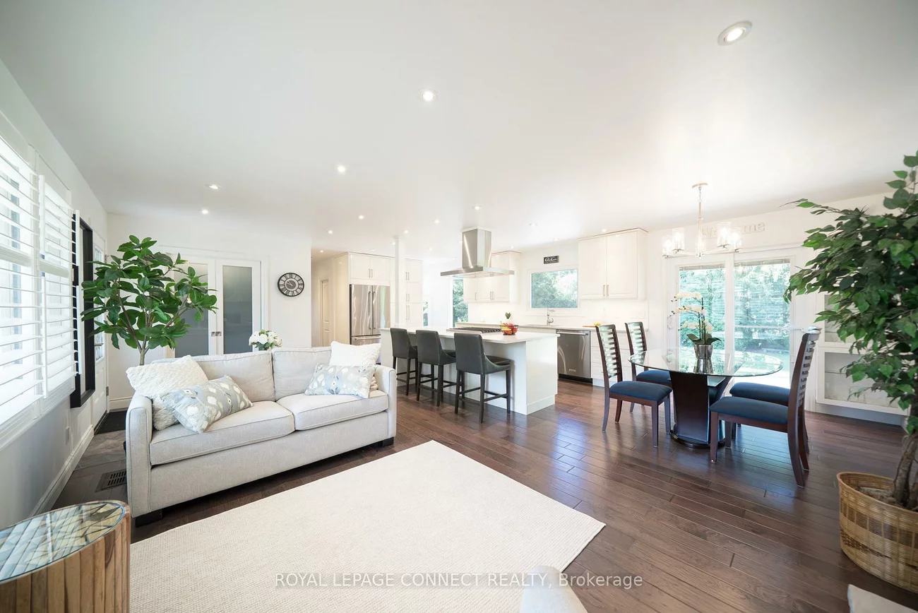338, Sawyer, 1020 - WO West, Oakville