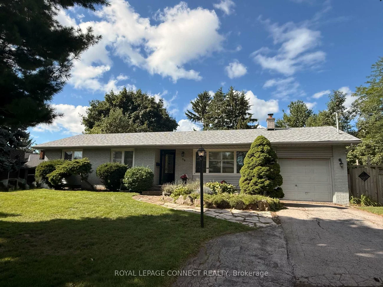338, Sawyer, 1020 - WO West, Oakville