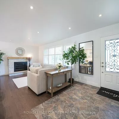 338, Sawyer, 1020 - WO West, Oakville