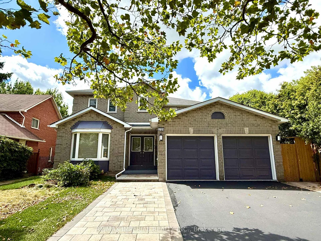 2128, Mayflower, 1015 - RO River Oaks, Oakville