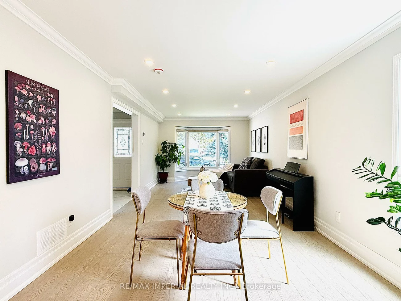 2128, Mayflower, 1015 - RO River Oaks, Oakville