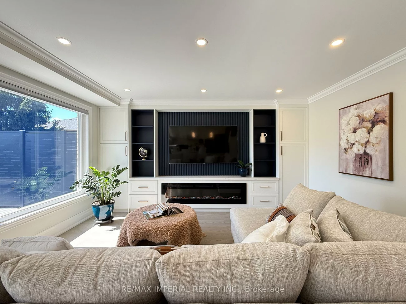 2128, Mayflower, 1015 - RO River Oaks, Oakville