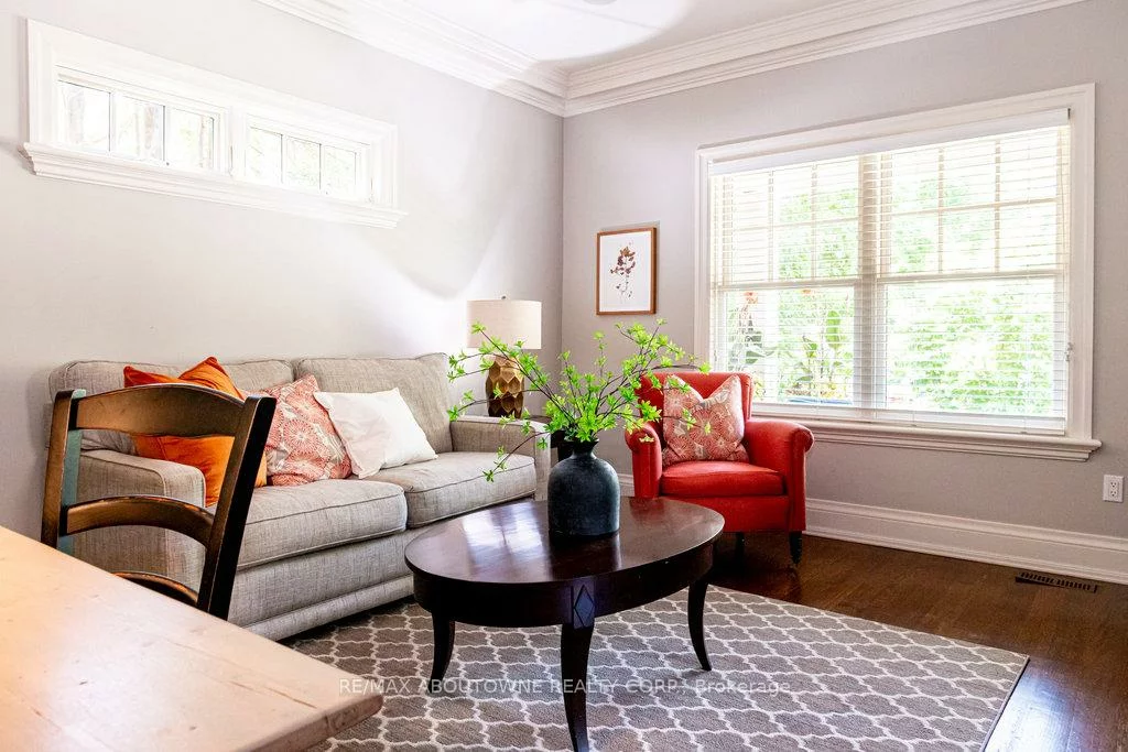 44, Head, 1002 - CO Central, Oakville