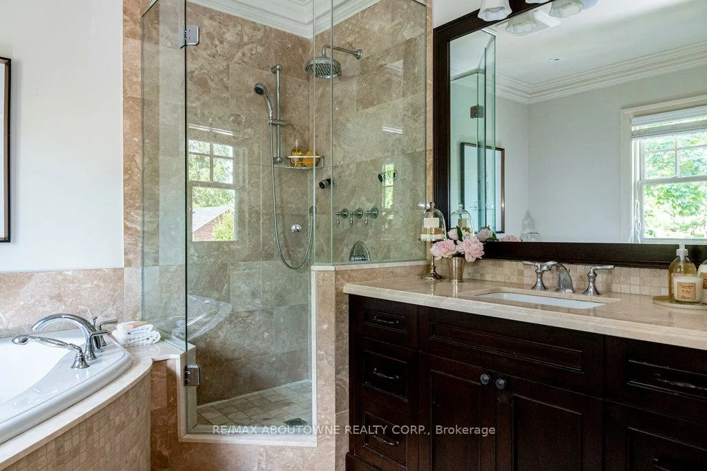 44, Head, 1002 - CO Central, Oakville