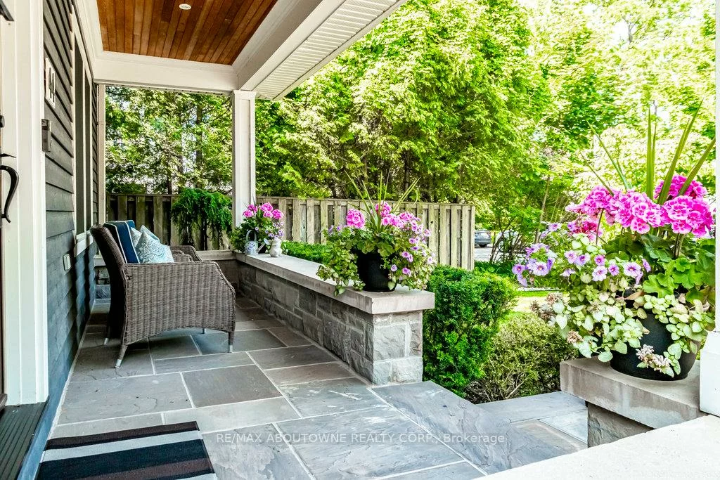 44, Head, 1002 - CO Central, Oakville