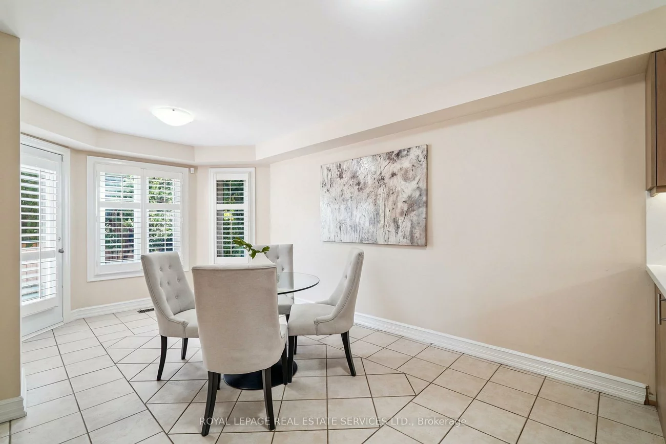 2814, Guilford, 1004 - CV Clearview, Oakville