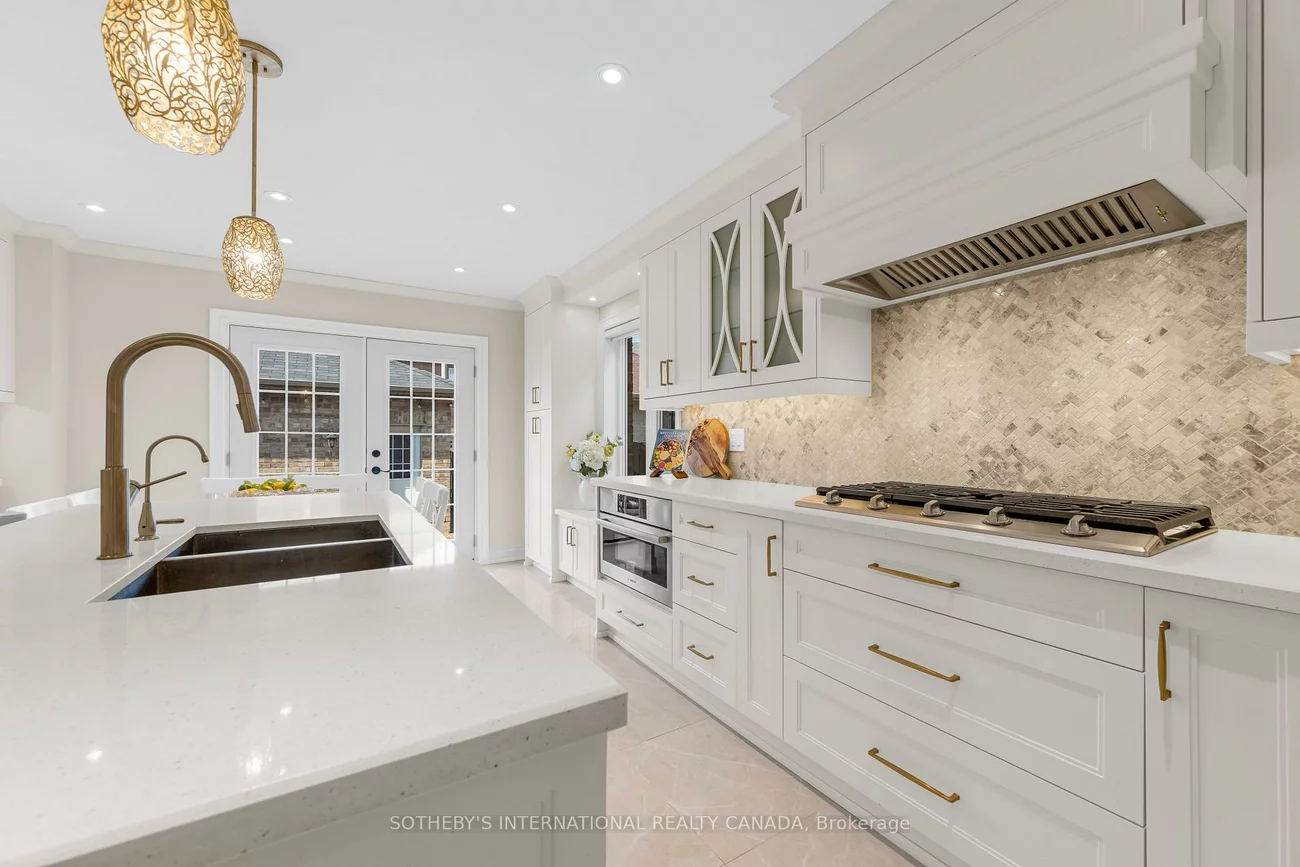 3130, Robert Brown, 1008 - GO Glenorchy, Oakville