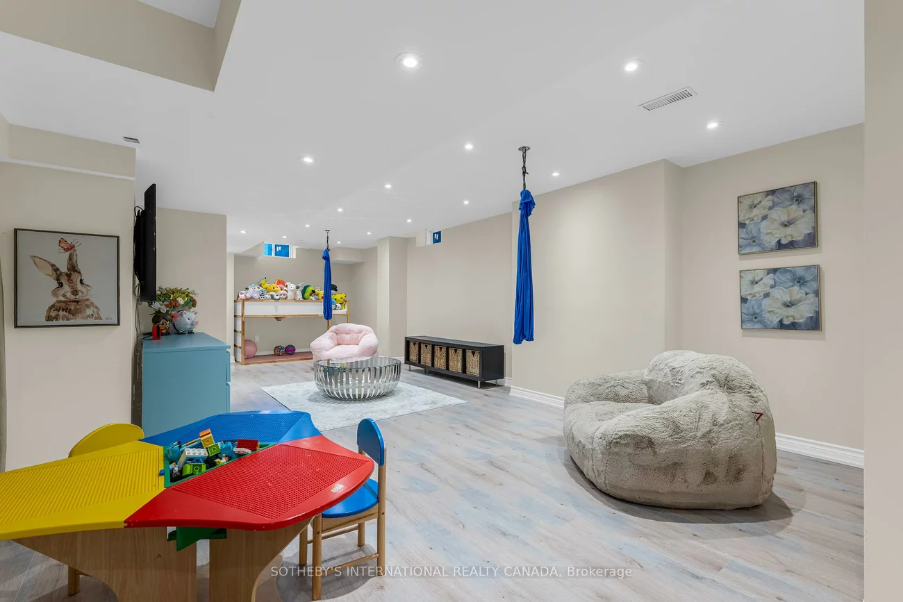 3130, Robert Brown, 1008 - GO Glenorchy, Oakville