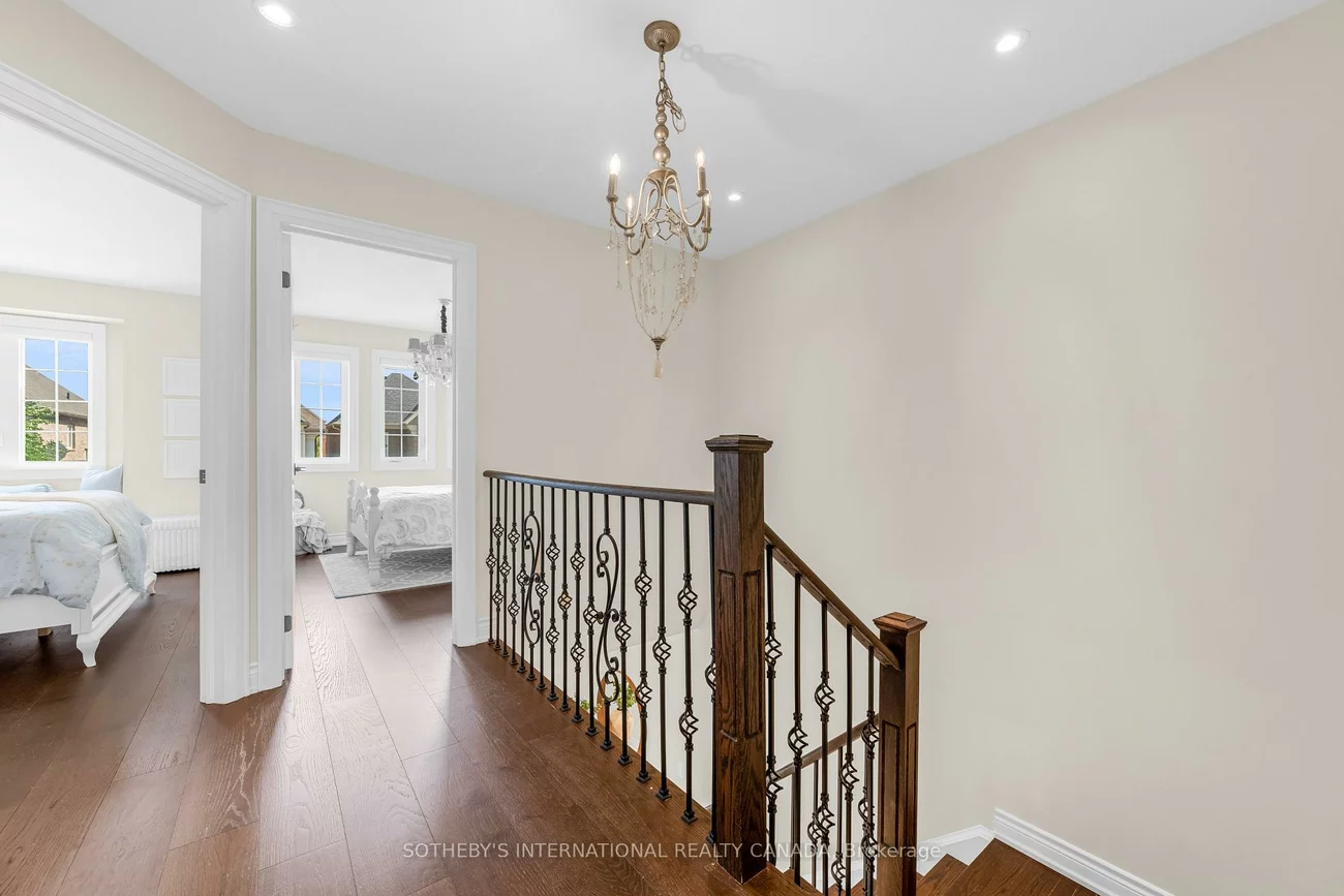 3130, Robert Brown, 1008 - GO Glenorchy, Oakville