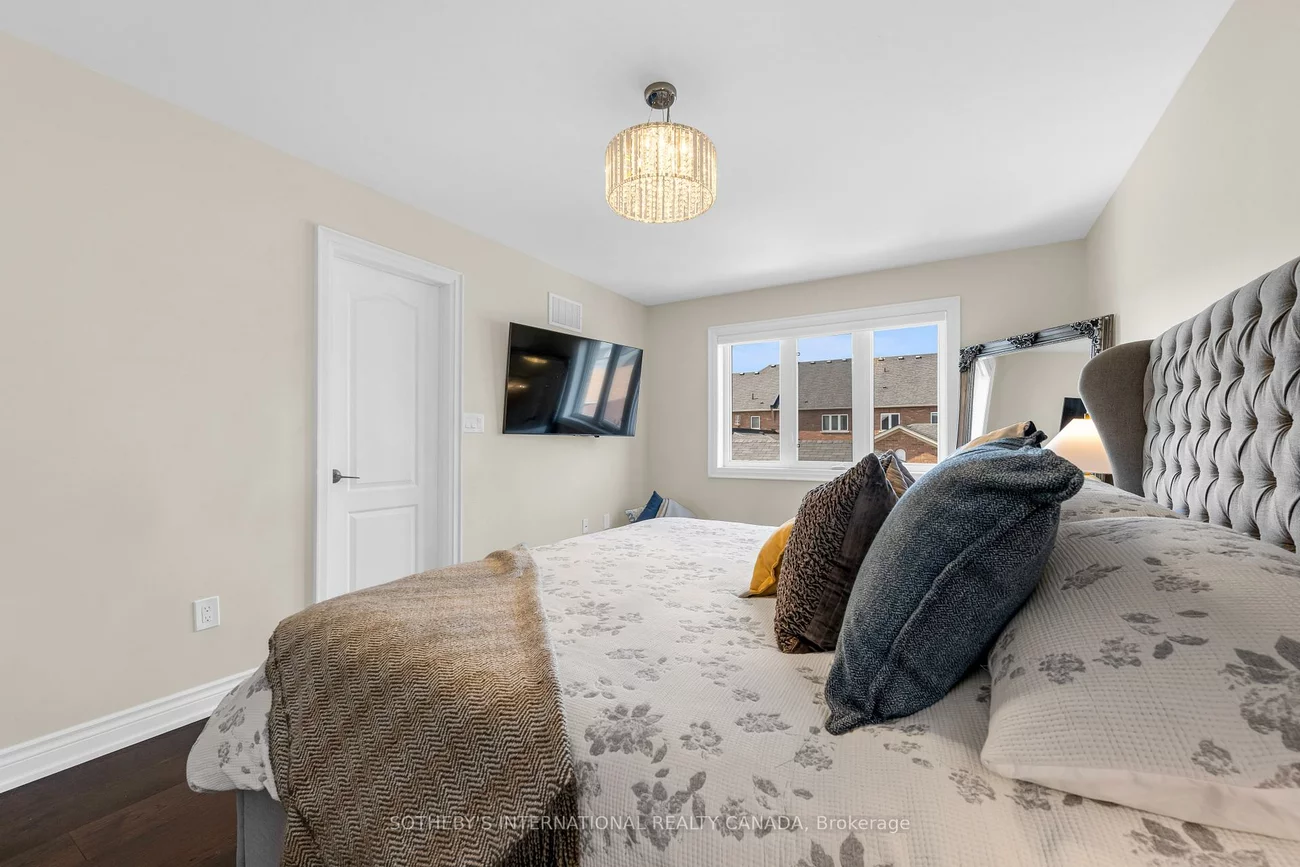 3130, Robert Brown, 1008 - GO Glenorchy, Oakville