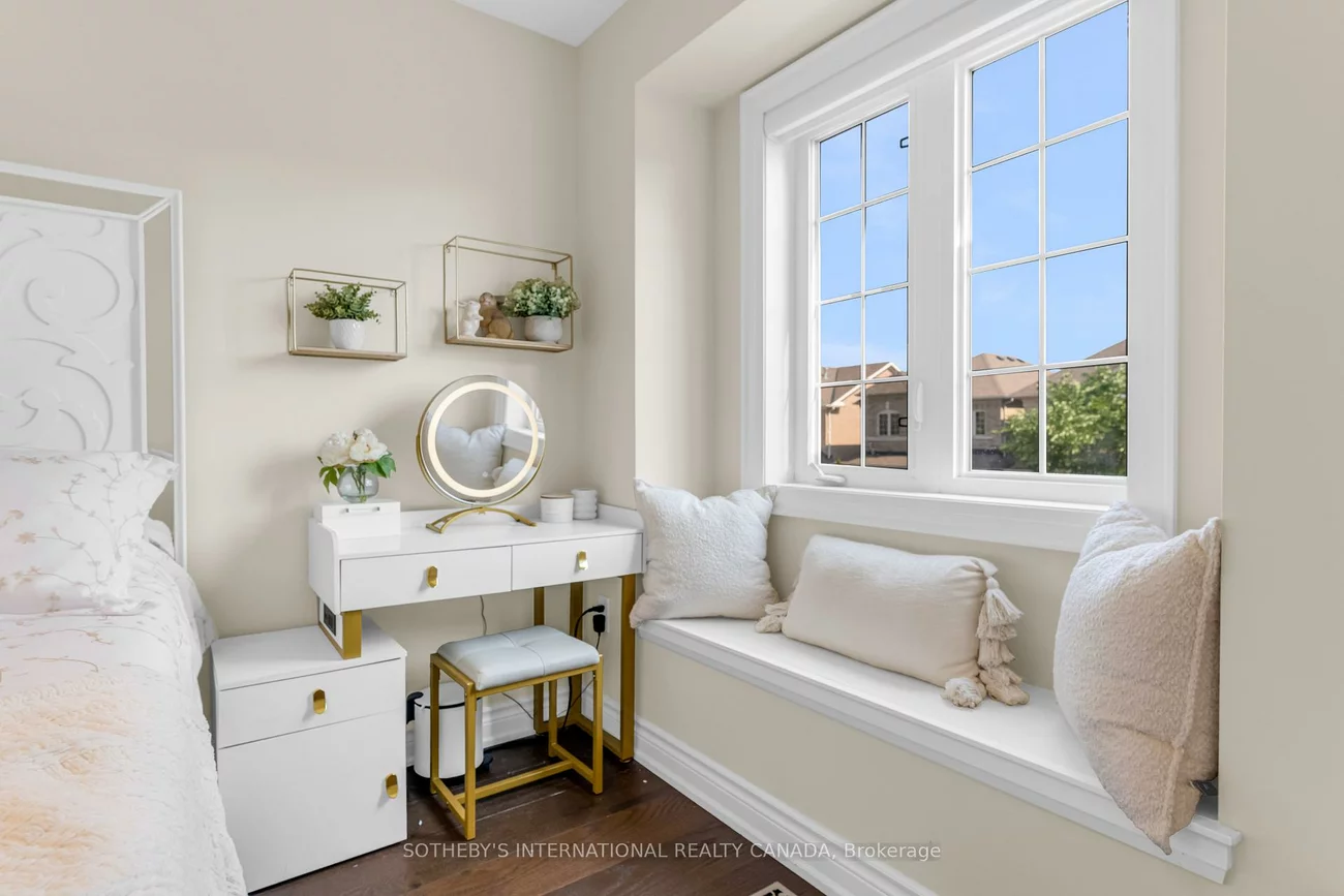 3130, Robert Brown, 1008 - GO Glenorchy, Oakville