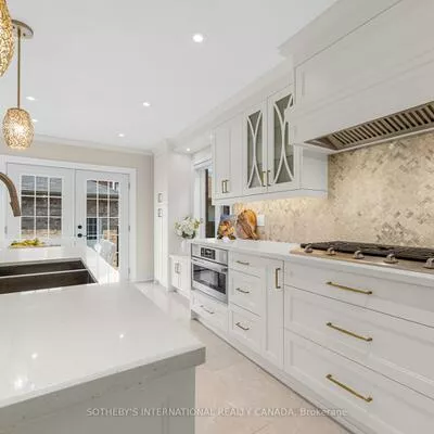 3130, Robert Brown, 1008 - GO Glenorchy, Oakville