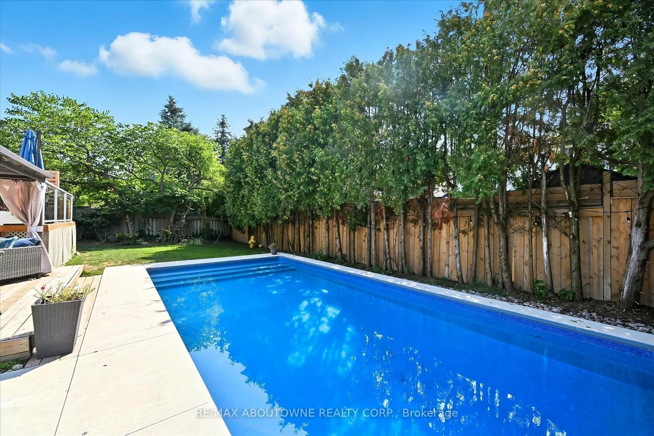 2490, Trevor, 1001 - BR Bronte, Oakville