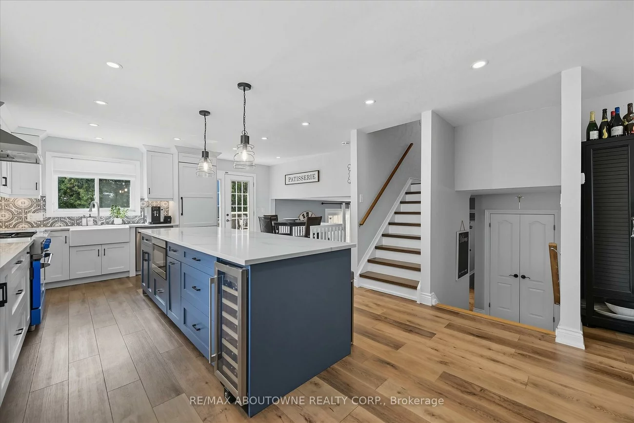 2490, Trevor, 1001 - BR Bronte, Oakville