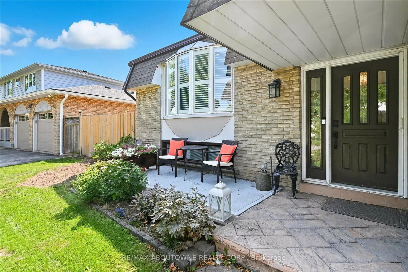 2490, Trevor, 1001 - BR Bronte, Oakville