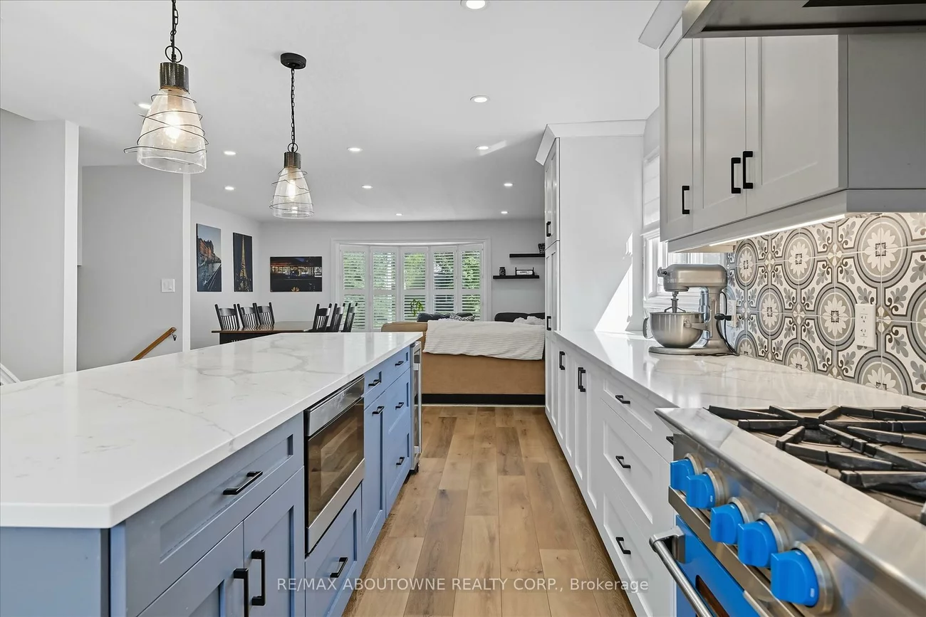 2490, Trevor, 1001 - BR Bronte, Oakville