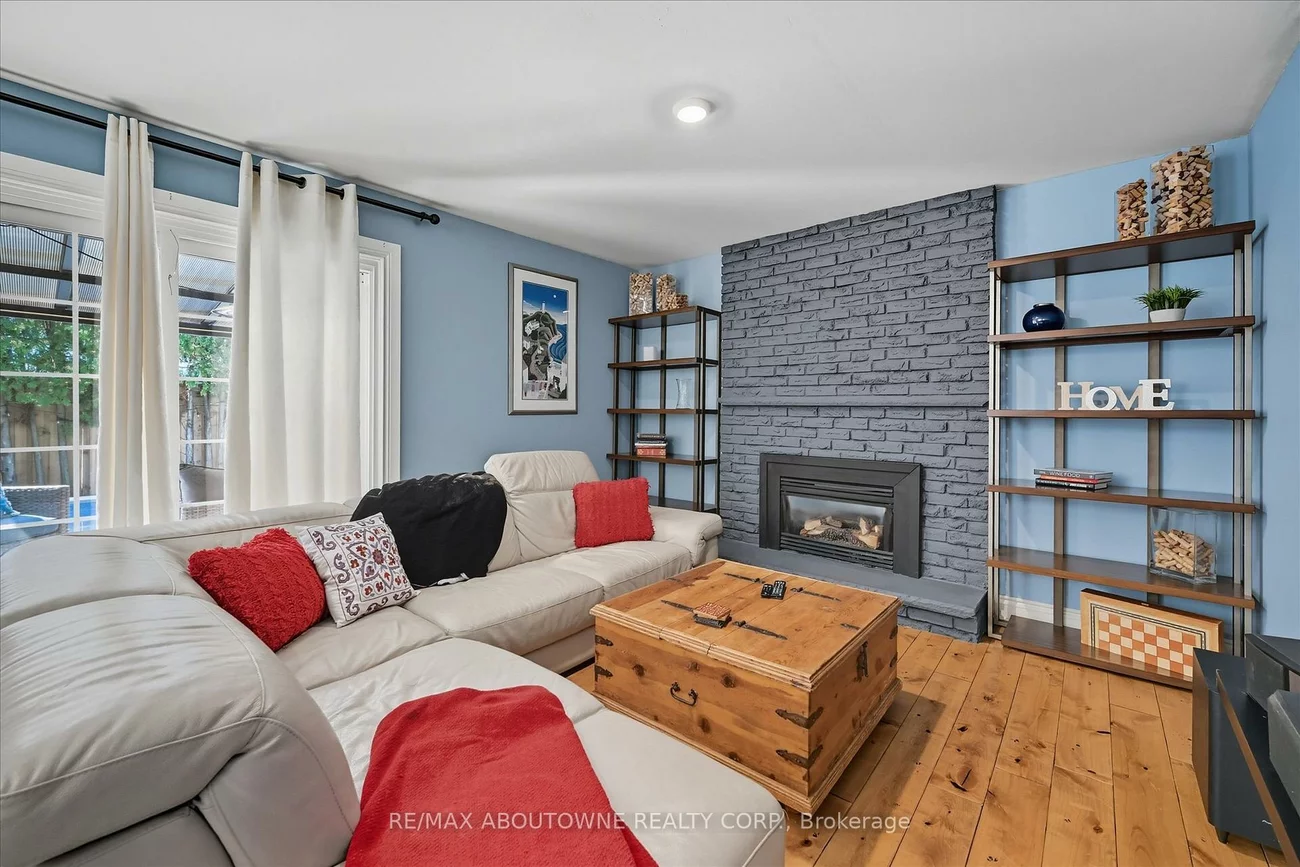 2490, Trevor, 1001 - BR Bronte, Oakville