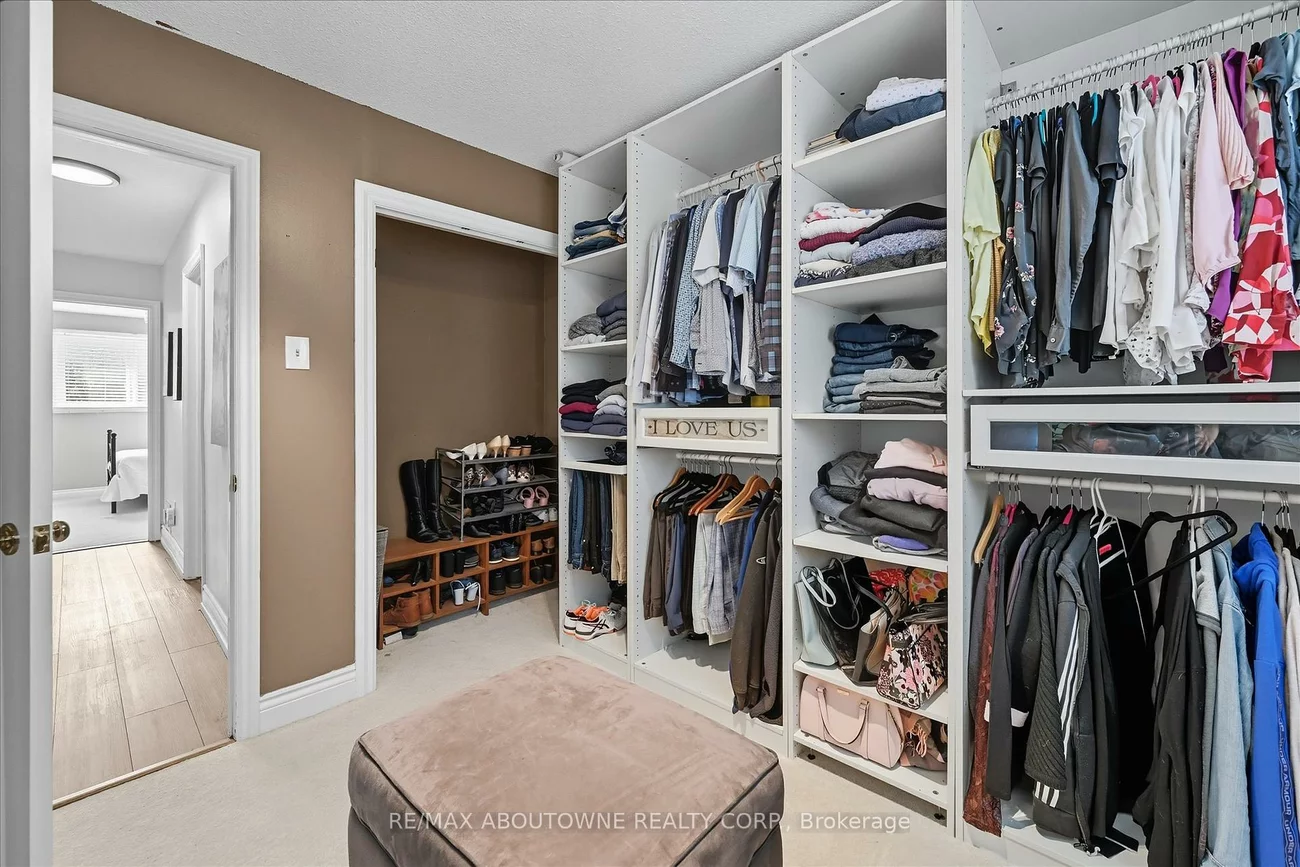 2490, Trevor, 1001 - BR Bronte, Oakville