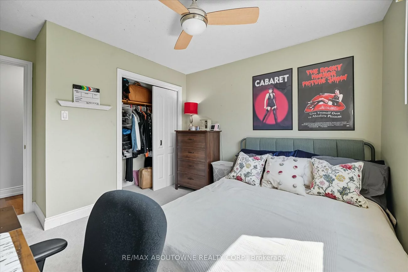 2490, Trevor, 1001 - BR Bronte, Oakville