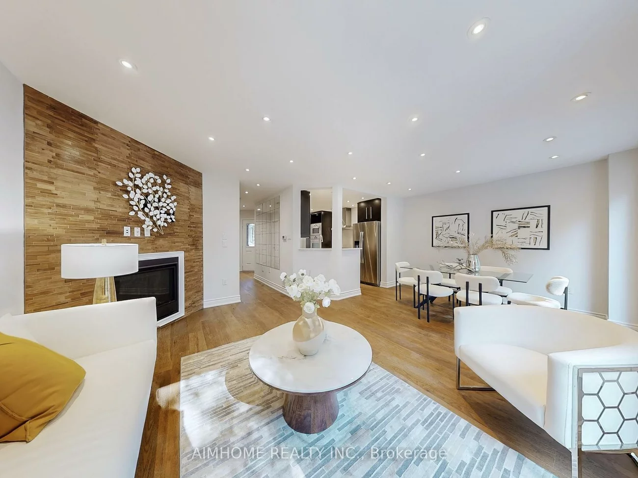 2068, Westmount, 1019 - WM Westmount, Oakville