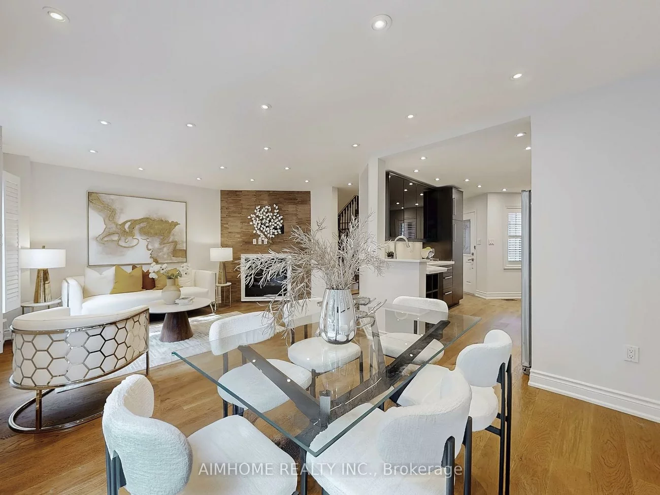 2068, Westmount, 1019 - WM Westmount, Oakville