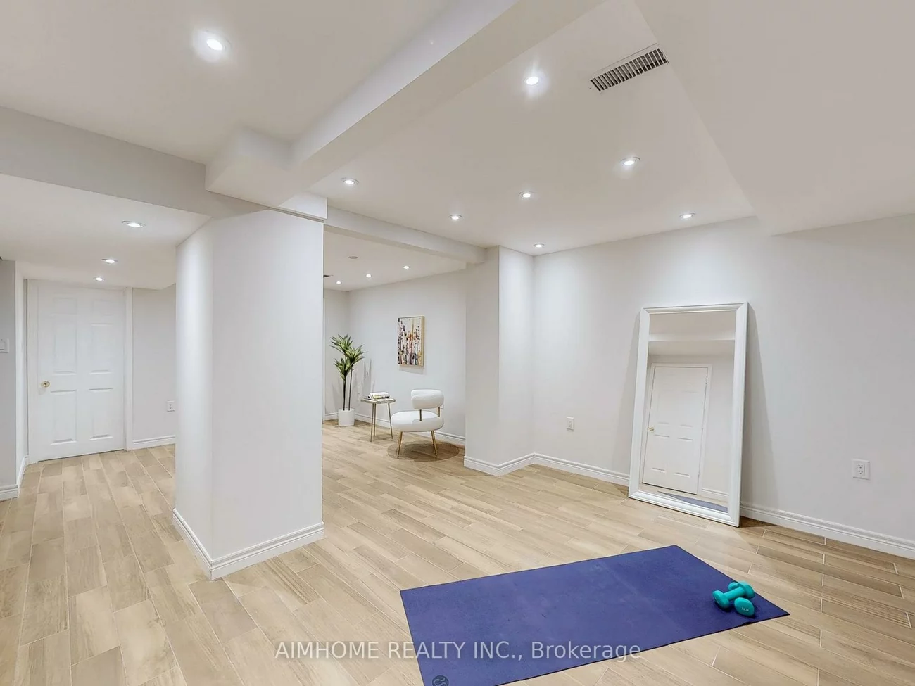 2068, Westmount, 1019 - WM Westmount, Oakville