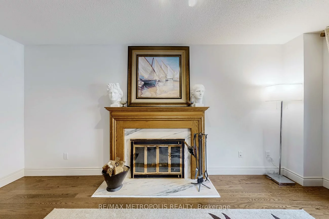 1310, Golden Meadow, 1005 - FA Falgarwood, Oakville