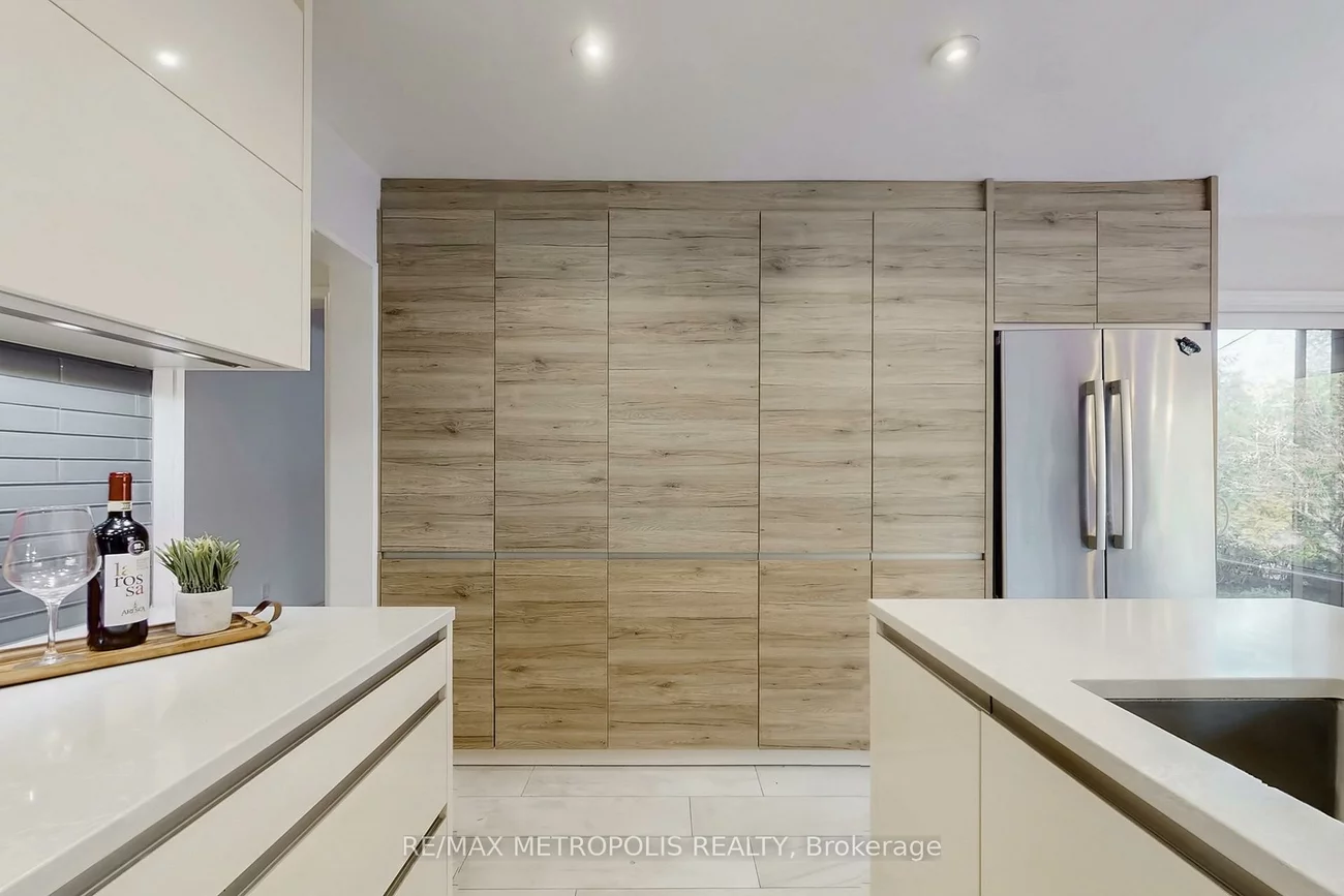 1310, Golden Meadow, 1005 - FA Falgarwood, Oakville
