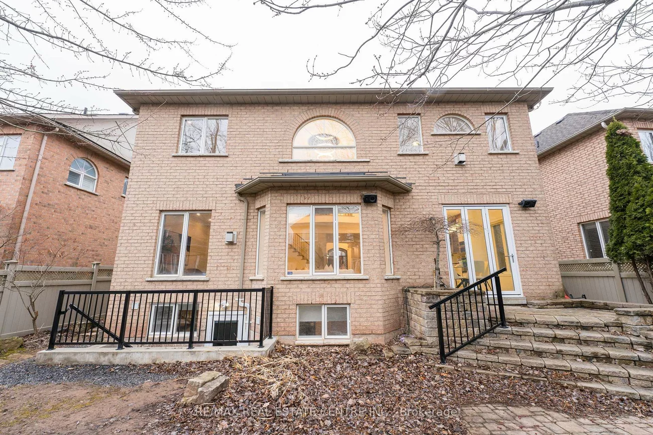 3352, Petrie, 1001 - BR Bronte, Oakville