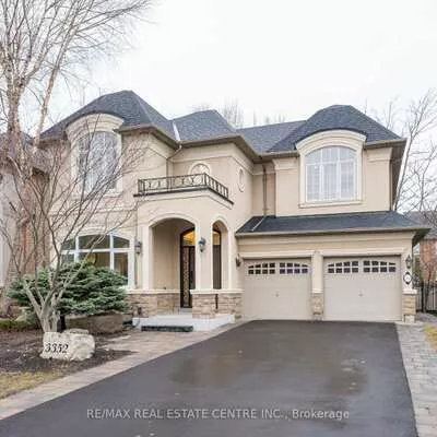 3352, Petrie, 1001 - BR Bronte, Oakville