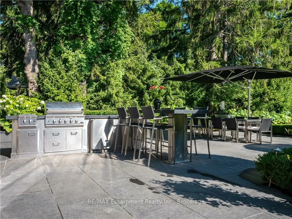 15, Chartwell, 1011 - MO Morrison, Oakville