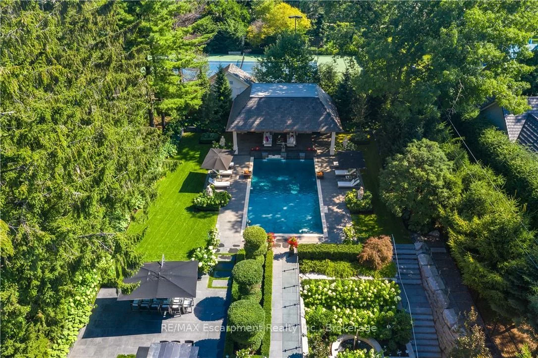 15, Chartwell, 1011 - MO Morrison, Oakville