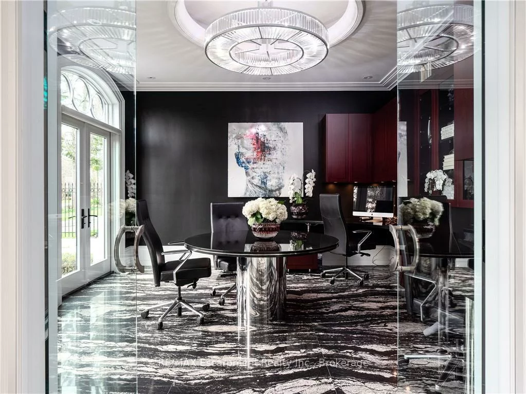 15, Chartwell, 1011 - MO Morrison, Oakville
