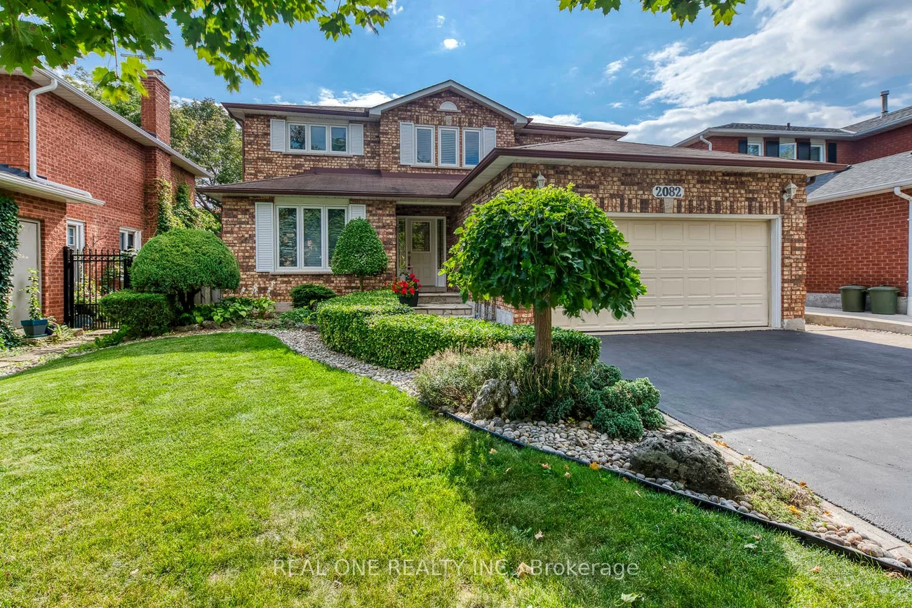 2082, Laurelwood, 1018 - WC Wedgewood Creek, Oakville