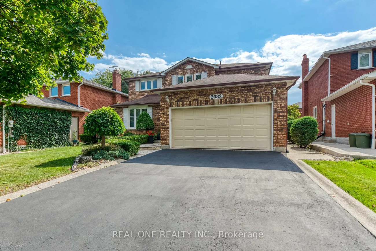 2082, Laurelwood, 1018 - WC Wedgewood Creek, Oakville