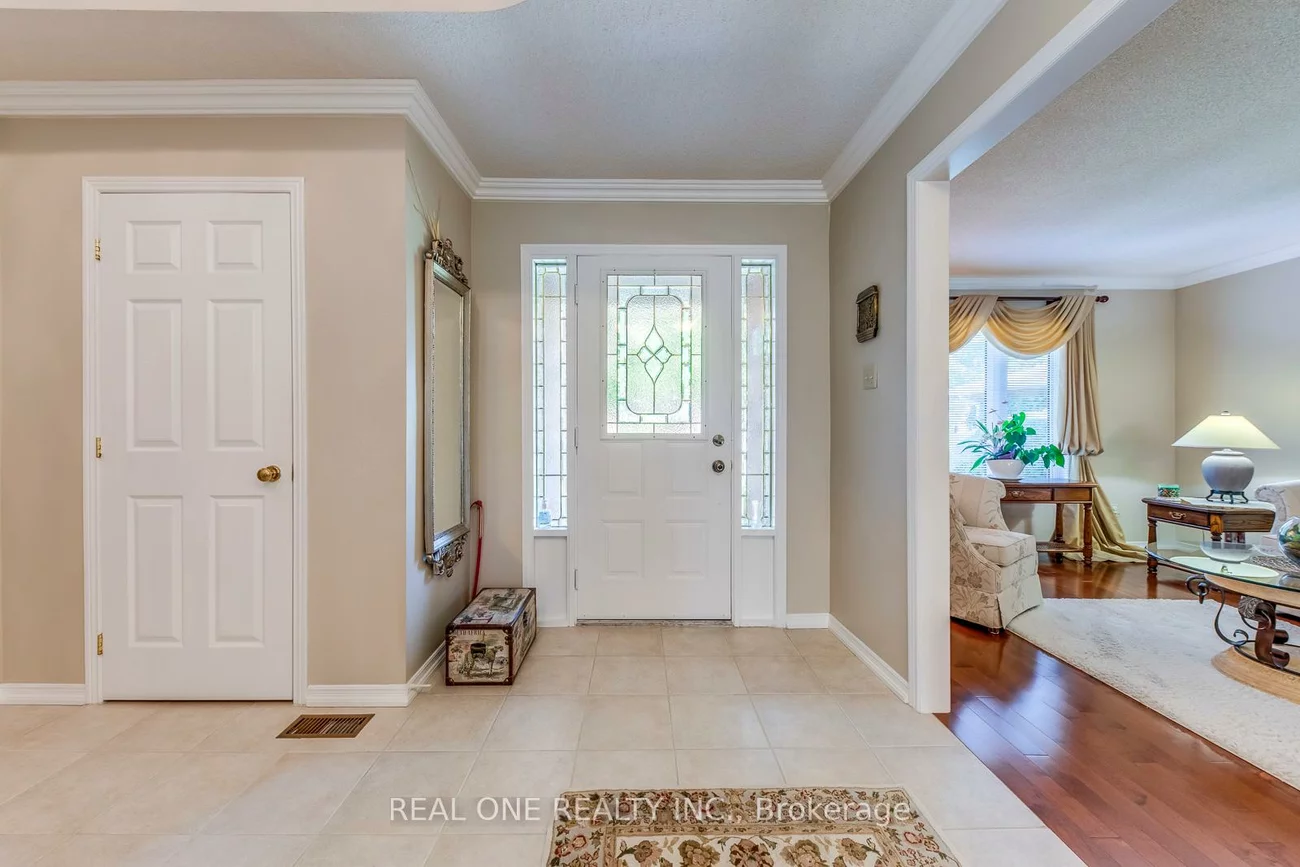 2082, Laurelwood, 1018 - WC Wedgewood Creek, Oakville