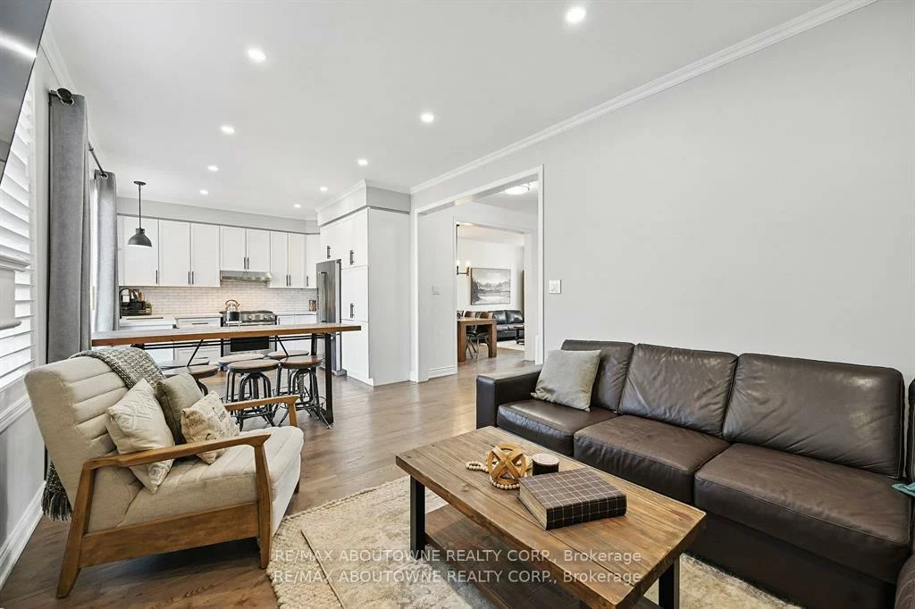 2536, Bracken, 1019 - WM Westmount, Oakville