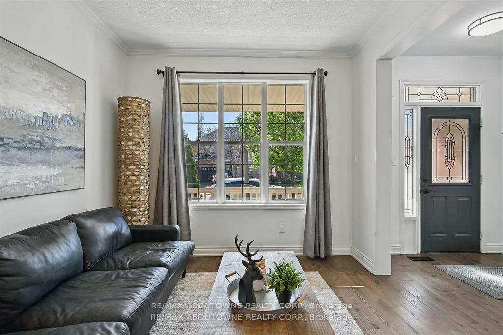 2536, Bracken, 1019 - WM Westmount, Oakville