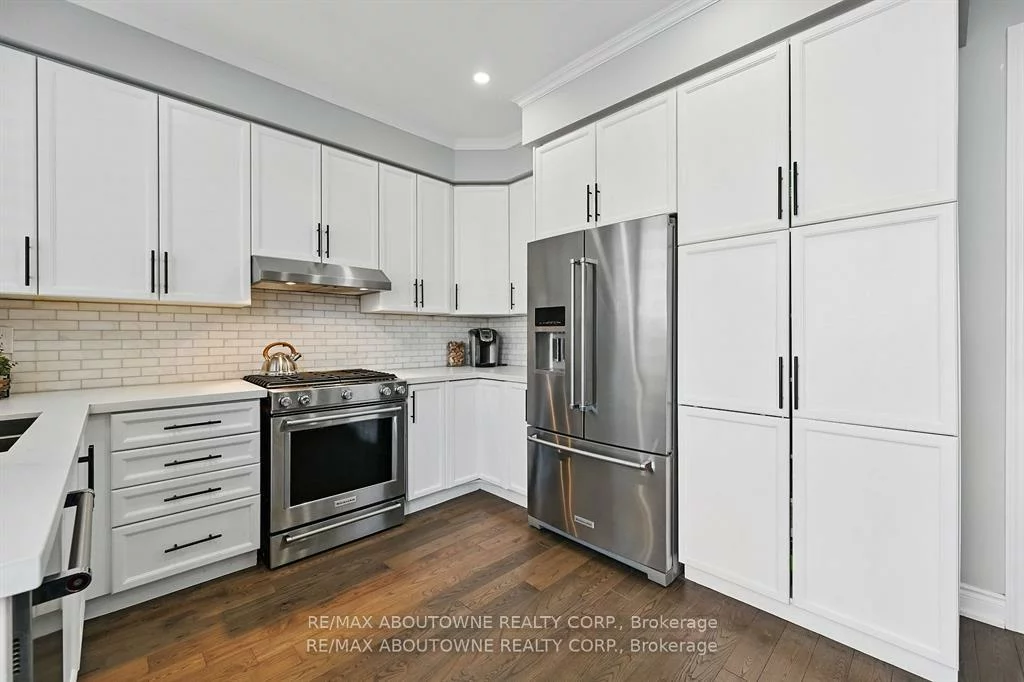2536, Bracken, 1019 - WM Westmount, Oakville