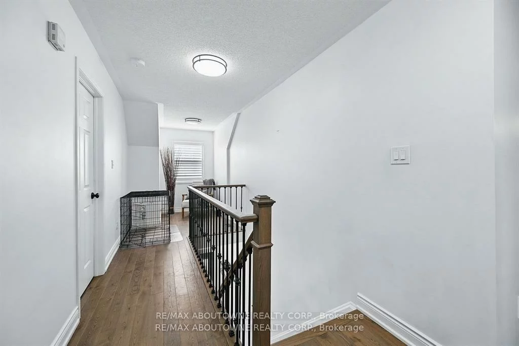 2536, Bracken, 1019 - WM Westmount, Oakville