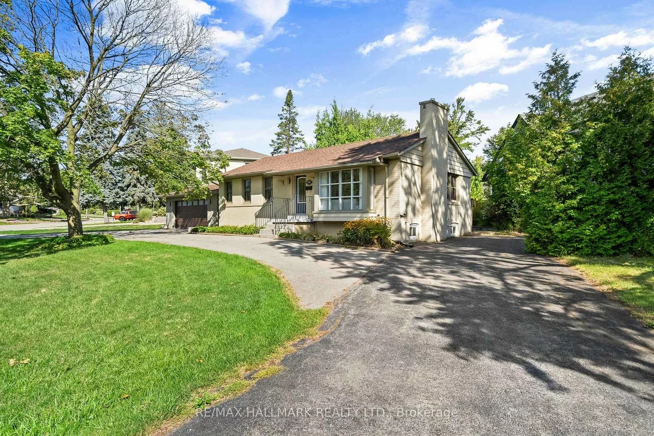 441, Jeanette, 1020 - WO West, Oakville