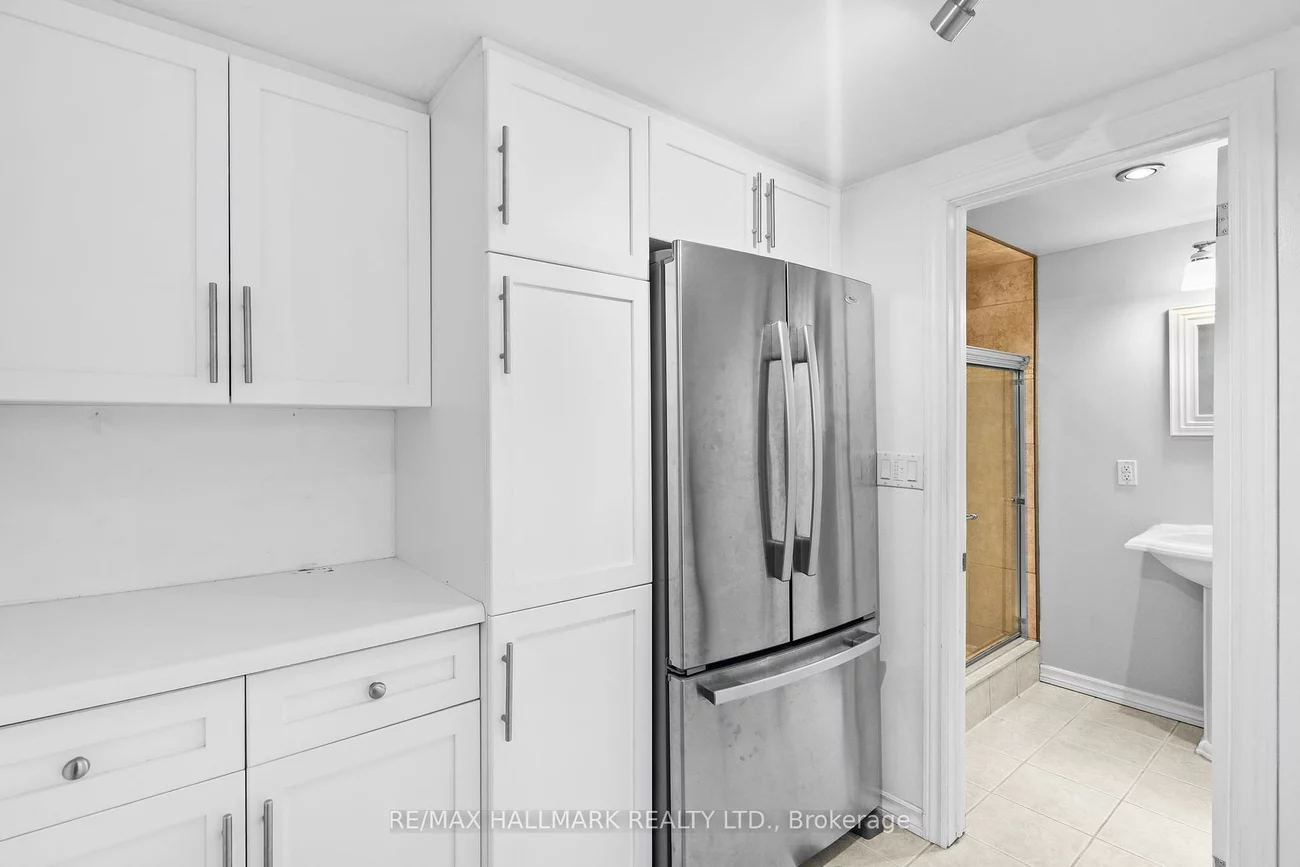441, Jeanette, 1020 - WO West, Oakville